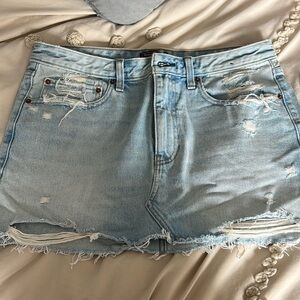 Abercrombie and fitch mini denim ripped skirt size 10